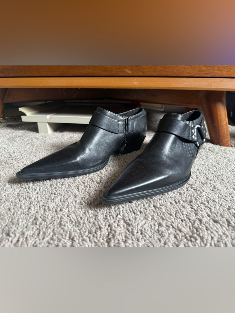 VagabondPointed Toe Black Leather Ankle Boots like new 37